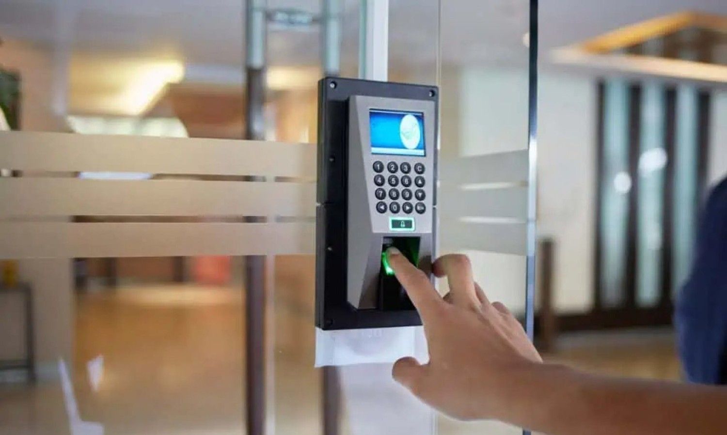 Door Access Control Systems & Security Installation in Dubai